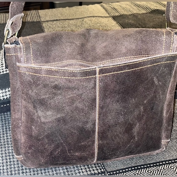 🍫 GUC distressed leather / suede unisex messenger bag rows of pockets 💼 🤩 - Picture 3 of 11